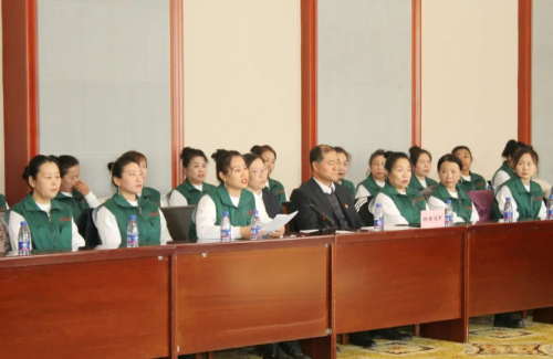 11月14日，，，，，，，公司工会举办家属委工作总结交流会-1